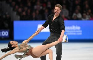 Figuras de patinaje-estadounidenses de los estadounidenses y Bates Skate al tercer título de baile de hielo consecutivo