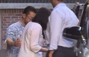 Aamir Khan hace la primera aparición pública con su novia Gauri Spratt