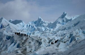 Trakking el hielo azul del Perito Moreno en Argentina
