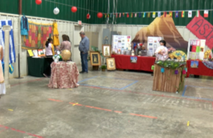 St. John's Day School alberga la Feria Cultural del Primer Mundo