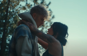 Megan Fox ha dado a luz a ella y al bebé de MGK, vea su publicación dando la bienvenida a su 'semilla celestial' al mundo