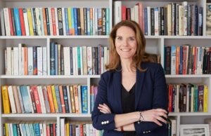 Clearwood Films & Banijay desarrollando 'Excelente Mujeres' de Barbara Pym