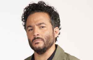 Los niños arruinan todo lo que el actor Ennis Esmer señala con Buchwald