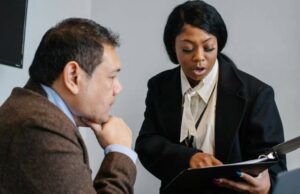 Cómo manejar los contratiempos financieros sin descarrilar su negocio