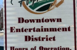 Ciudad de Hopkinsville comienza a instalar la señalización del Distrito de Entretenimiento del Centro