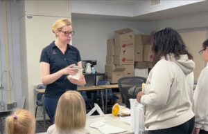 Diversión fuera de este mundo en Bettendorf STEM Expo