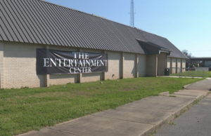 Laborde Earles Entertainment Center presenta renovaciones, listos para nuevos eventos