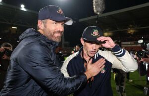 En Exeter, un partido para mostrar cómo Reynolds y McElhenney han sobrealimentado el ascenso de Wrexham