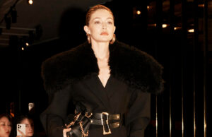 Schiaparelli: Ready-to-Wear AW25-10 revista