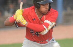 D'Angelo Ortiz, hijo de Big Papi, regresa al entrenamiento de primavera de los Medias Rojas para forjar su propio camino