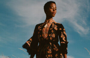 Desiree usa Valentino en la portada de la revista 10 número 74