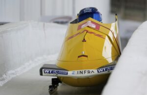 Los alemanes tienen 1-2-3 lugares a mitad de camino a través del campeonato mundial de bobsled de 2 hombres, con nosotros en la búsqueda de medallas