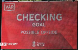 Bournemouth v Wolves: FA Cup Var Check toma récord de ocho minutos