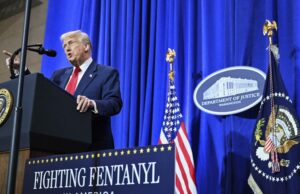 Trump explota el Departamento de Justicia de Biden: intentaron convertirnos en un país del tercer mundo 'corrupto' comunista '