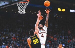 Johni Broome, Auburn flexiona sus músculos en Sweet 16 Win Over Michigan