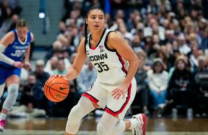 Draft 2025 de la WNBA: Azzi Fudd de UConn, una selección de primera ronda proyectada, todavía indeciso en Turning Pro