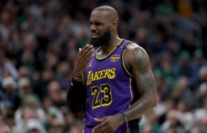 LeBron James sale de Lakers-Celtics con cepa de ingle, podría estar fuera semanas