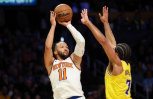 Lesión de Jalen Brunson: la estrella de Knicks parece convertirse en el tobillo, deja el juego en tiempo extra de la derrota ante los Lakers