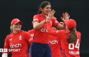 Inglaterra A Beat Australia A por tres wickets en la apertura de T20 de Tour