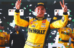 2025 NASCAR POSTAS: William Byron, Ryan Blaney, Christopher Bell Phoenix Favoritos