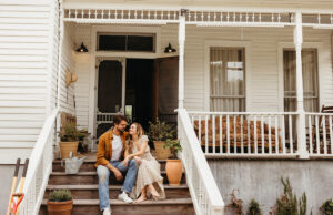 Cómo celebrar una reunión semanal de matrimonio (y por qué importa)