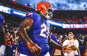 Con 464 libras, Desmond Watson de Florida podría convertirse en la selección de draft de la NFL más pesada