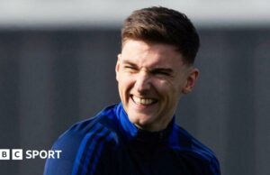 Tierney devuelve un poser de selección para el jefe de Escocia Clarke
