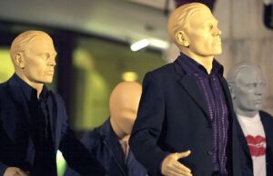 Hace 20 años, el programa de ciencia ficción más antiguo se reinició con un episodio verdaderamente discordante