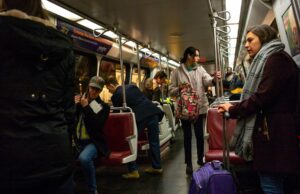 Es el día de igualdad de sueldo. Los recortes laborales de Trump podrían hacer que las brechas salariales sean más fáciles de ocultar.