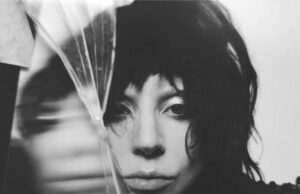 El 'caos' de Lady Gaga es el más sin adornos que ha sido desde 'La fama'