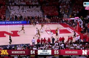 Brennan Rigsby drena un triple ganador del juego para ayudar a Minnesota a derrotar a Nebraska, 67-65