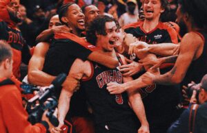 El tambor de zumbador de Half-Court de Josh Giddey le da a los Bulls 119-117 sobre los Lakers