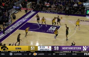 Justin Mullins de Northwestern hace que 3 puntos para sellar gane contra Iowa