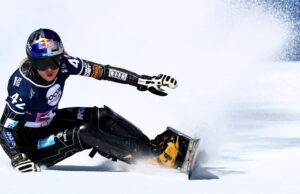 El campeón olímpico Ester Ledecka toma el primer título mundial de snowboard desde 2017 en 2025 Snowboard World Championships