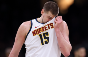 Nuggets plagadas de un espacio deficiente en derrota ante los Celtics, y es un problema que definirá la temporada de Denver