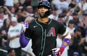 Vista previa de la Semana 1 de béisbol de fantasía: los mejores bateadores durmientes para el período de cuatro y 11 días, dirigido por Lourdes Gurriel