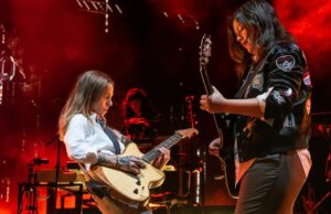 Lucy Dacus confirma la relación de larga duración con su compañero de banda Julien Baker