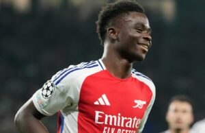 Actualización de lesiones de Bukayo Saka: Arsenal Winger tiene una 'buena oportunidad' de regresar de la cirugía de isquiotibiales después de la ruptura internacional | Noticias de fútbol