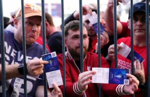 Las afirmaciones de los fanáticos del Liverpool contra la UEFA sobre el caos final de la Liga de Campeones de París 2022 se pueden escuchar en la corte inglesa, juez reglas | Noticias de fútbol
