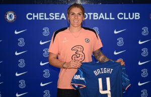 Millie Bright: Chelsea Women extiende el contrato de Inglaterra Capitán de defensor internacional y blues | Noticias de fútbol
