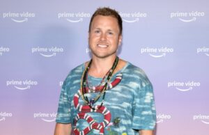 Spencer Pratt regresa a Burnt Home para recuperar la caja de cable quemada