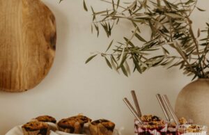 Un nutricionista comparte 20 bocadillos de viaje saludables que jura