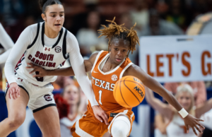 Torneo SEC: la exhibición anémica de Texas en derrota ante Carolina del Sur destaca los problemas ofensivos