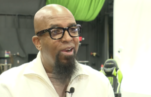 Tech N9ne no sintió presión creando el himno de la Copa Mundial de KC, a la gente feliz de que le encanta