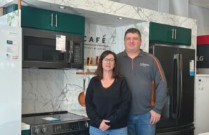 Lifestyle Appliance and Entertainment Center ofrece múltiples marcas: Jamestown Sun