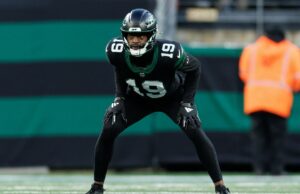 Jets WR Irvin Charles firma derecho exclusivo de licitación