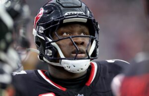 Laremy Tunsil promete reducir las 19 penalizaciones líderes en la liga en 2024