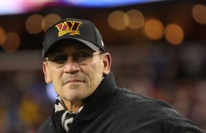Cal hace alquiler de Ron Rivera como funcionario de GM