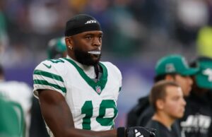 Jets tierna WR Irv Charles, ol Xavier Newman