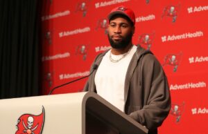 Haason Reddick listo para avanzar después de la temporada 2024 “muy extraña”
